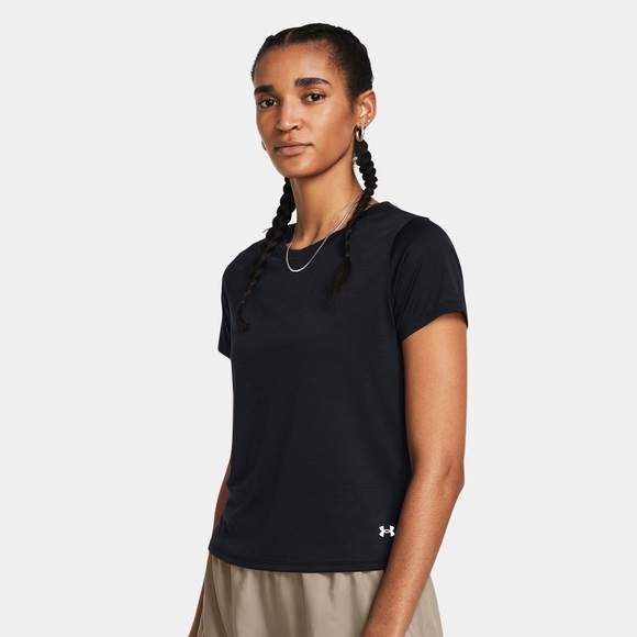 Under Armour Tops - *Under Armour HeatGear Women's Open Back T-shirt - Medium